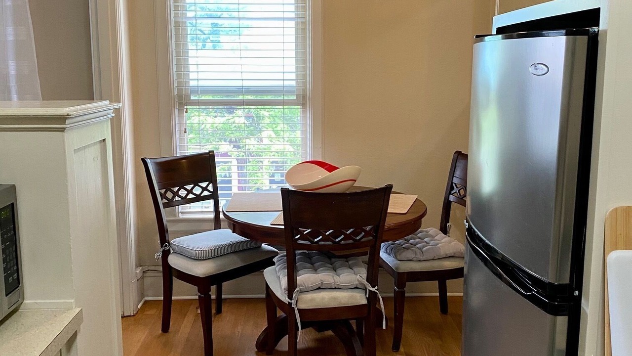 Photo of Others in University District