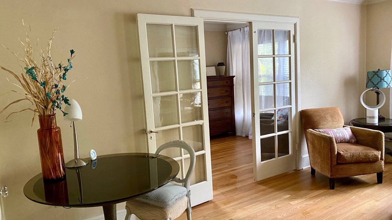 Photo of Bedroom in University District