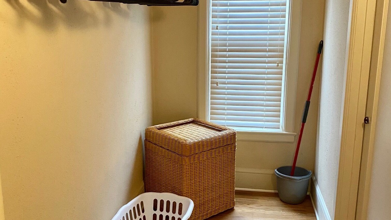 Photo of Others in University District