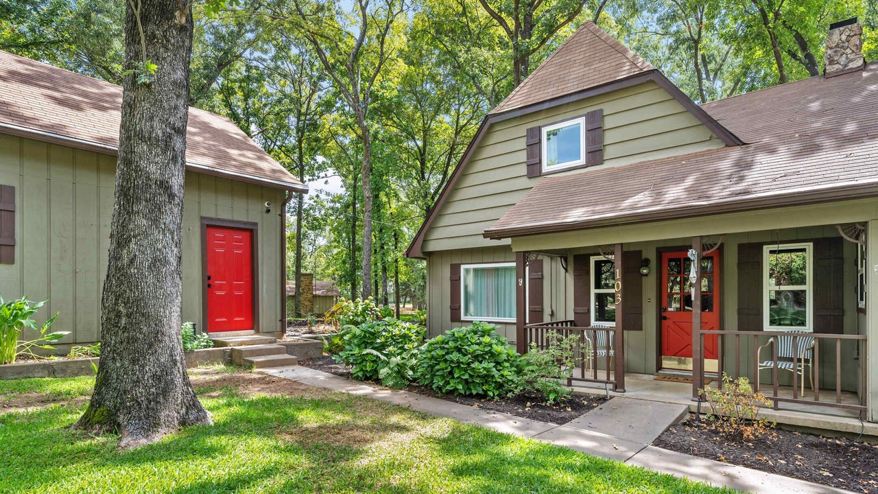 Photo of Outdoor in Enchanted Oaks