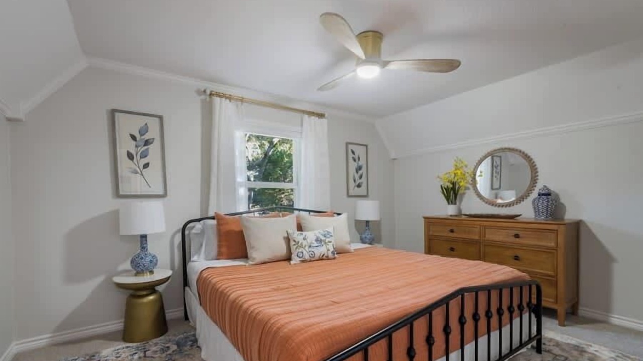 Photo of Bedroom in Enchanted Oaks