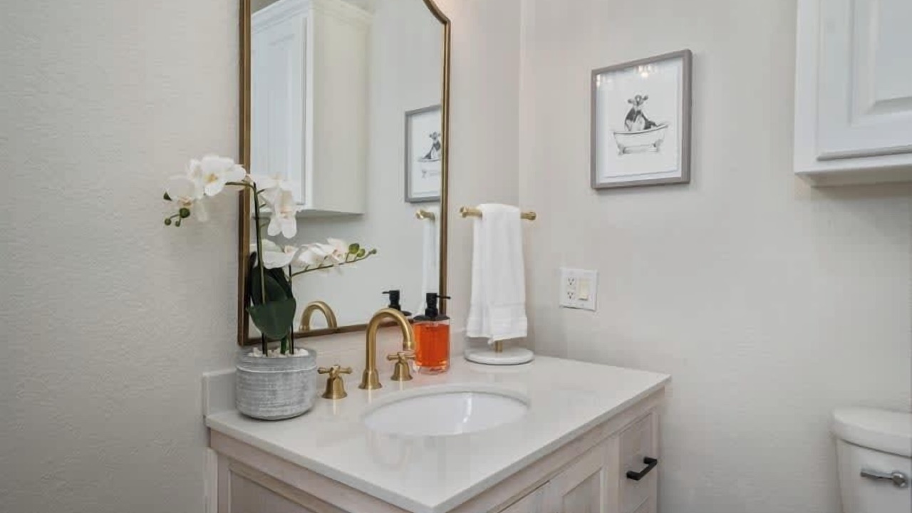 Photo of Bathroom in Enchanted Oaks