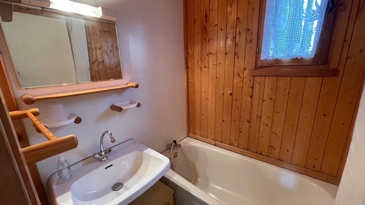 Photo of Bathroom in Barcelonnette