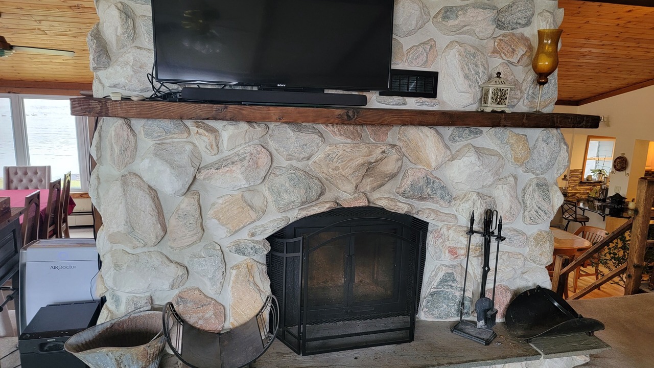 Photo of Livingroom in Baldwinsville
