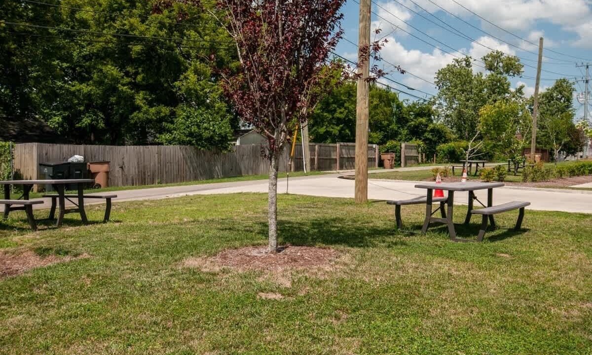Photo of Outdoor in Maxwell