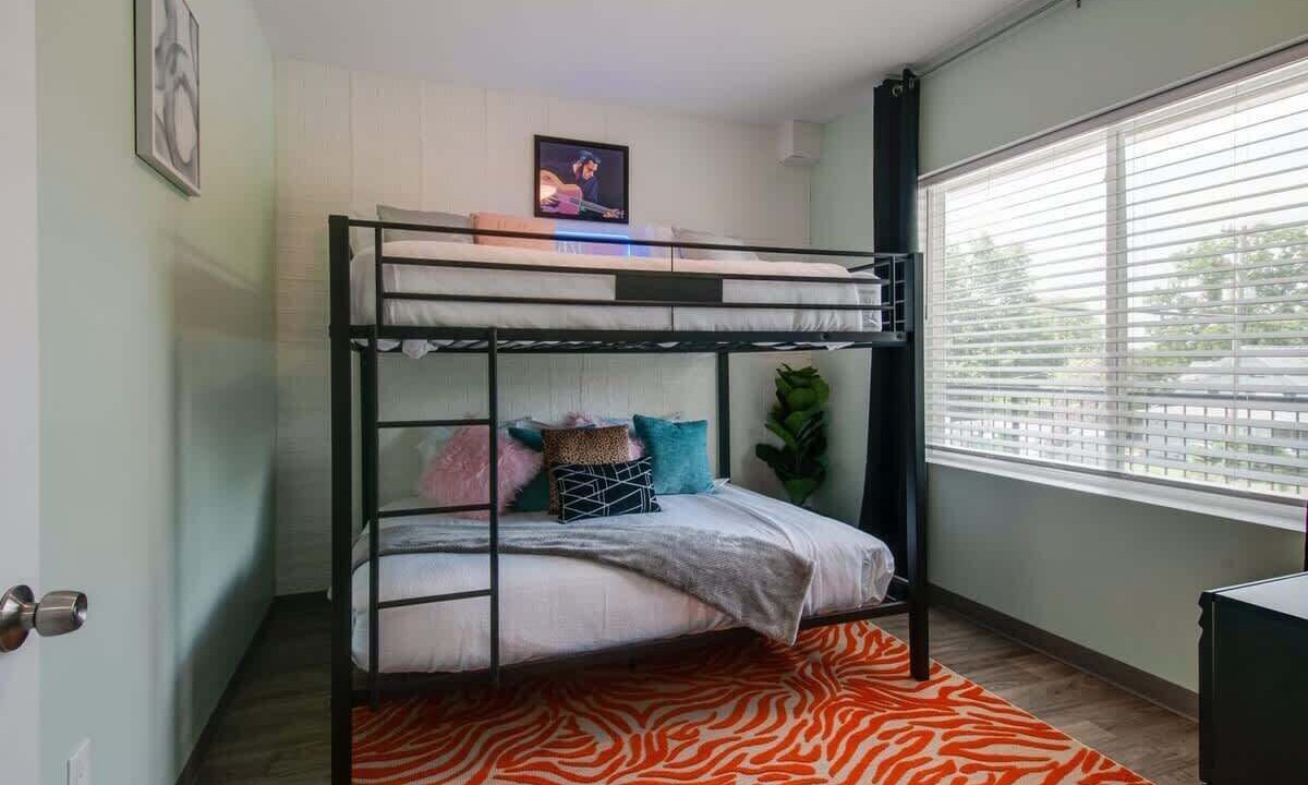 Photo of Bedroom in Maxwell