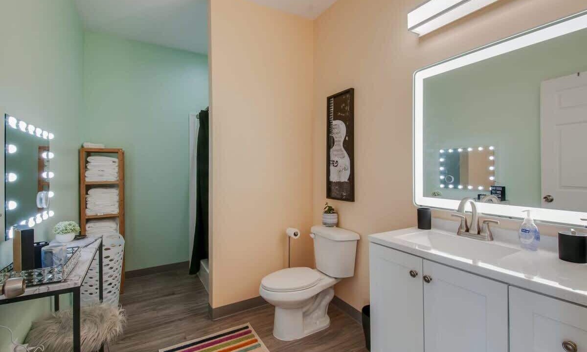 Photo of Bathroom in Maxwell