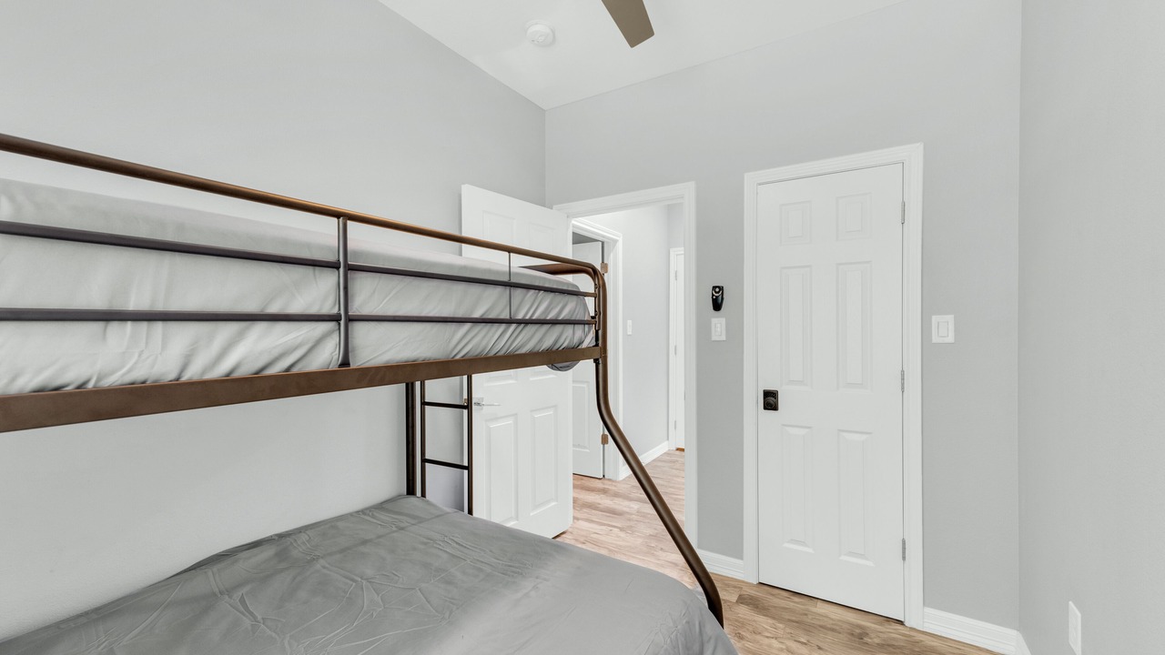 Photo of Bedroom in Greater East End