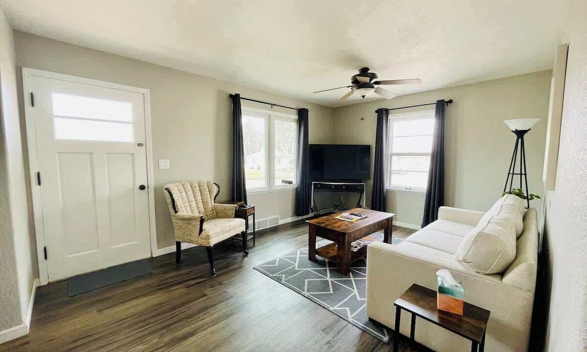 Photo of Livingroom in Sioux Falls