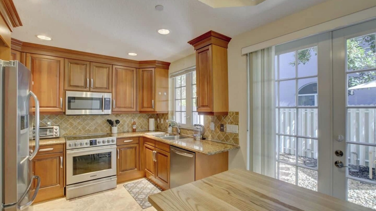 Photo of Kitchen in Colee Hammock