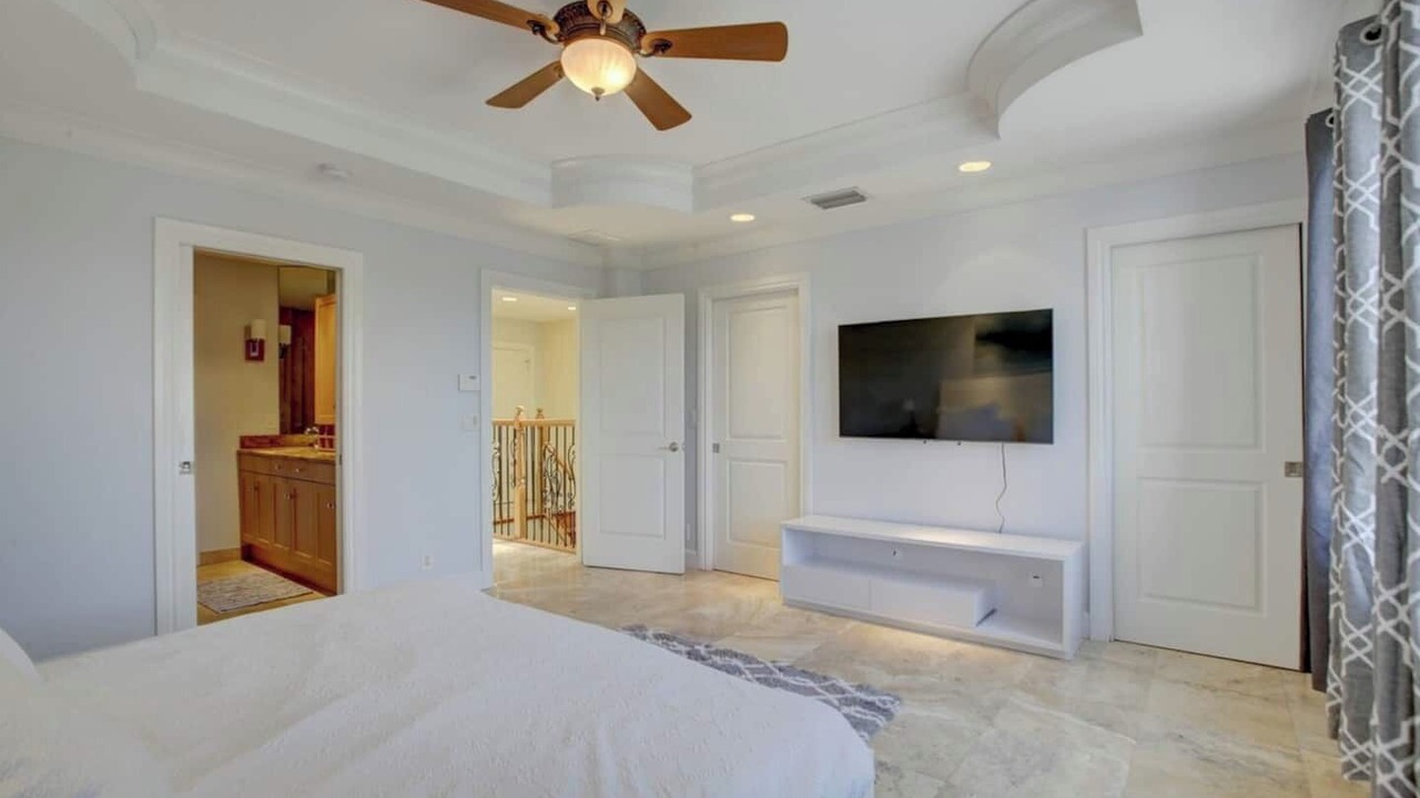 Photo of Bedroom in Colee Hammock