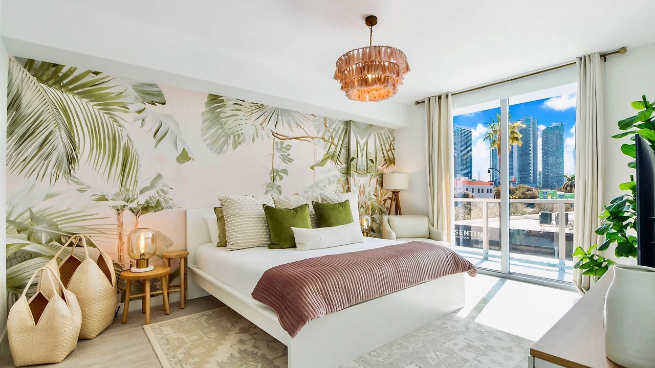 Photo of Bedroom in Northeast Miami