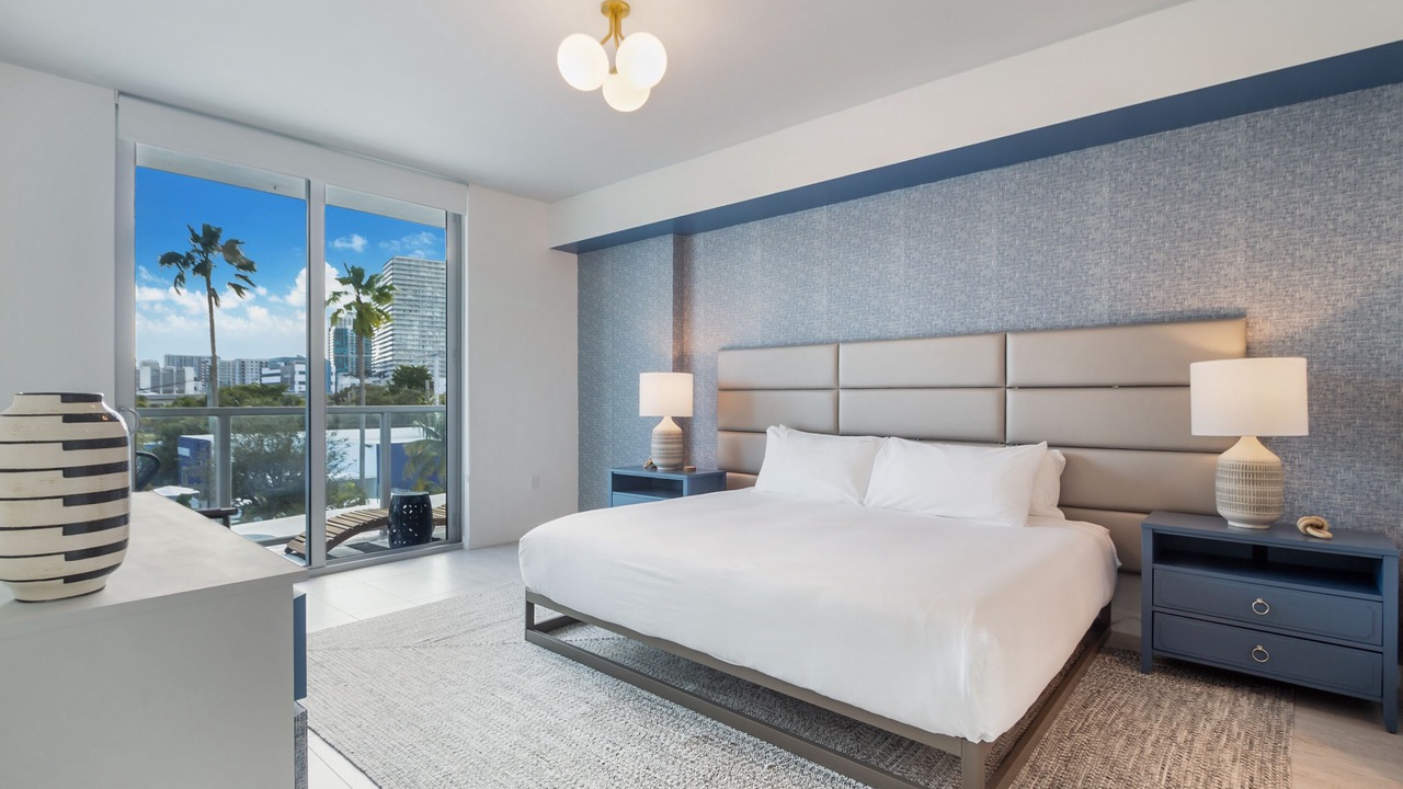Photo of Bedroom in Northeast Miami