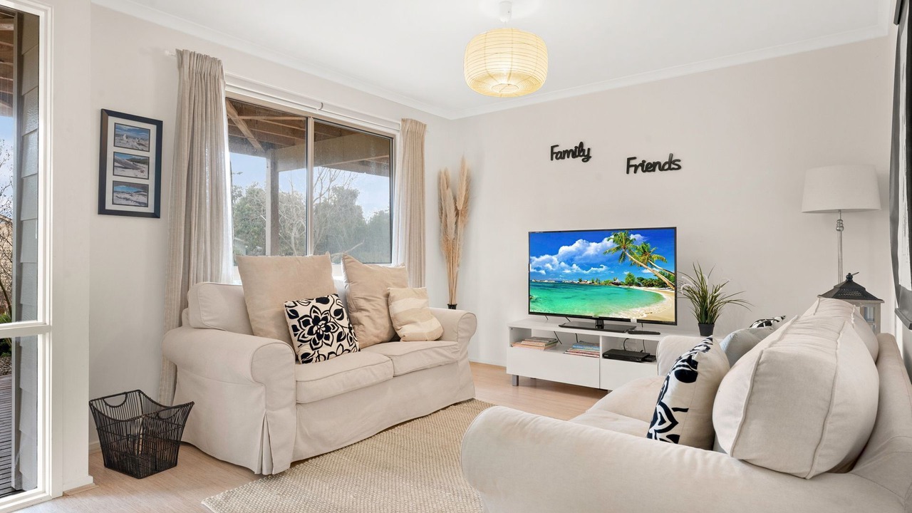 Photo of Livingroom in Coronet Bay