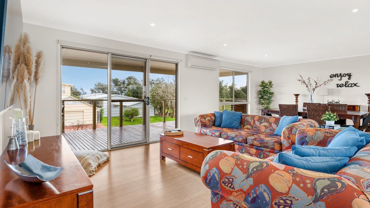 Photo of Livingroom in Coronet Bay