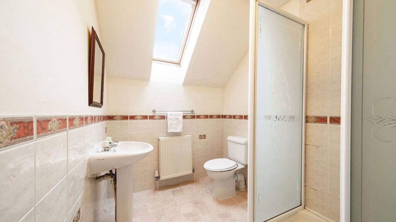 Photo of Bathroom in Comrie