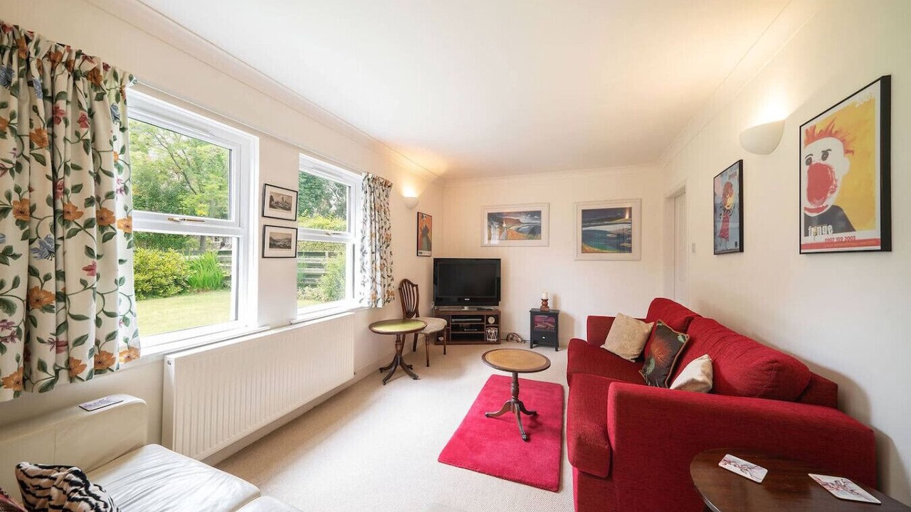 Photo of Livingroom in Comrie