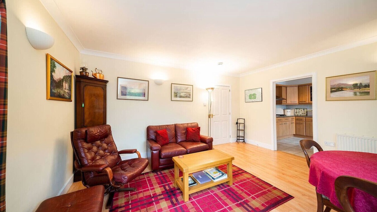 Photo of Livingroom in Comrie