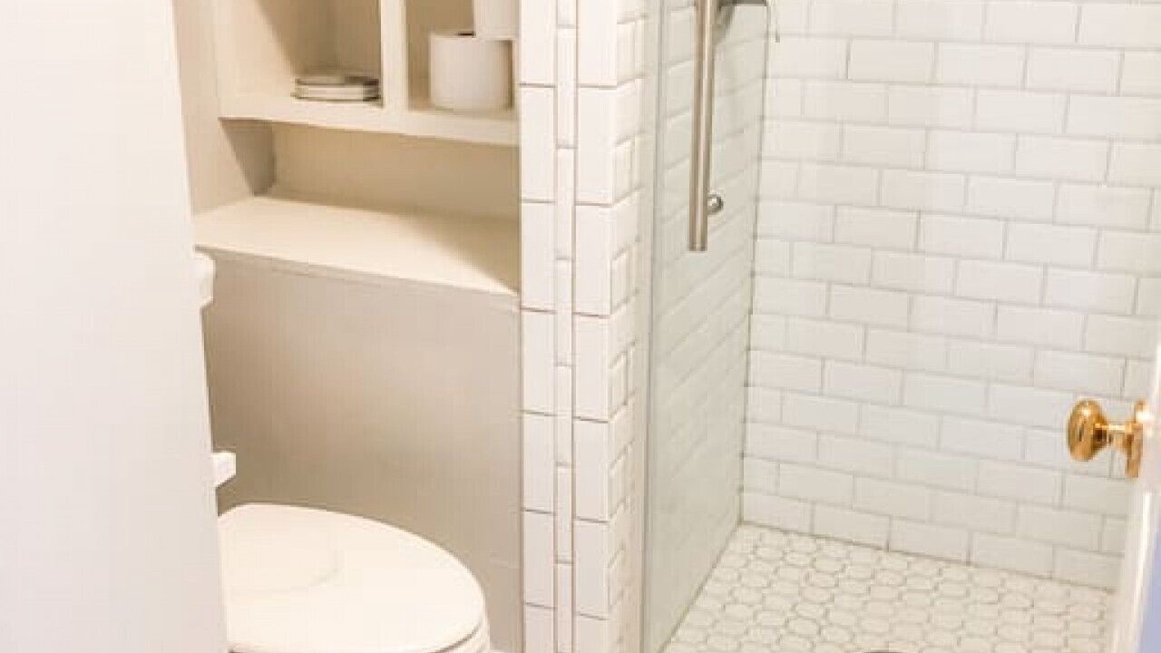 Photo of Bathroom in Historic Oakwood