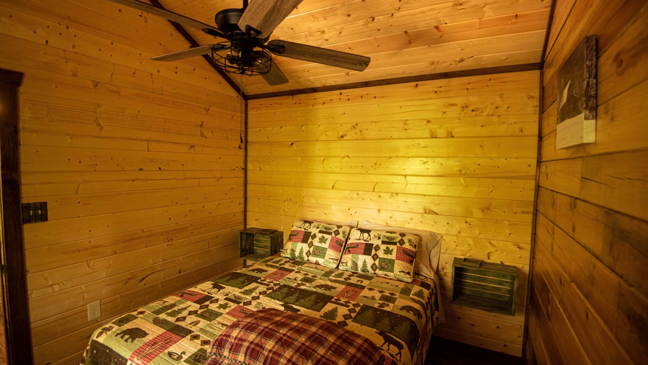 Photo of Bedroom in Harriet