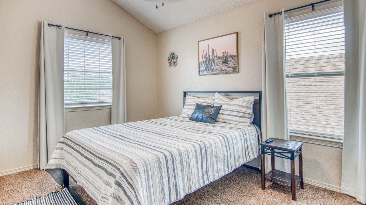Photo of Bedroom in Biggs Field