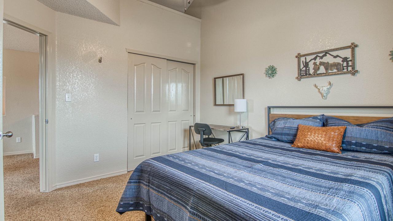 Photo of Bedroom in Biggs Field