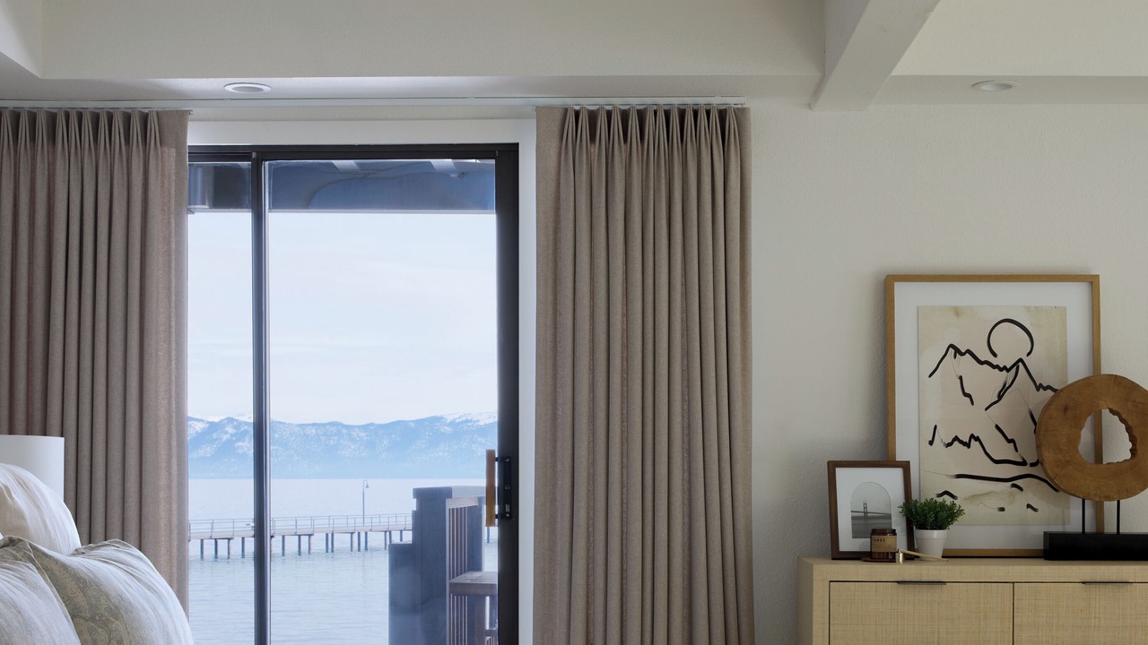 Photo of Bedroom in Tahoe Tavern