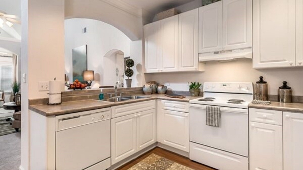 Photo of Kitchen in Elmwood