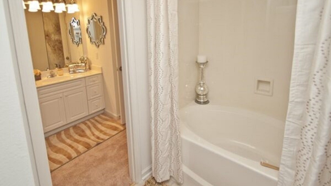 Photo of Bathroom in Elmwood