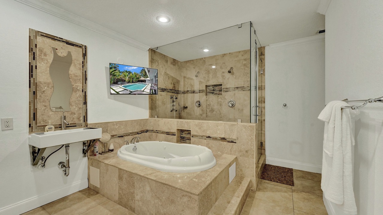Photo of Bathroom in Lauderhill