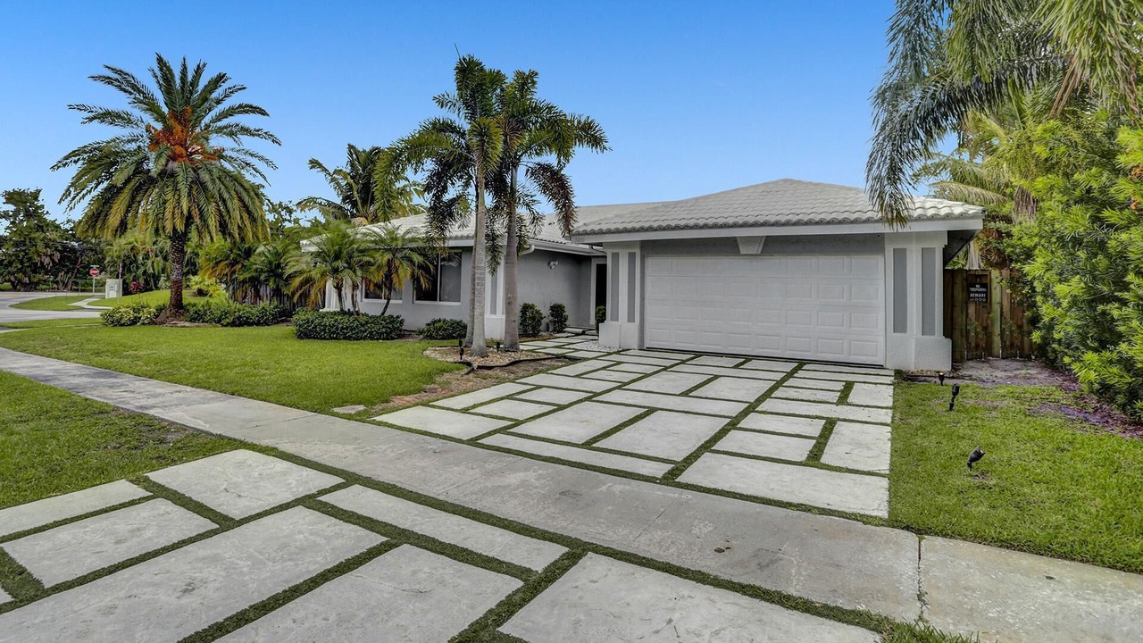 Photo of Outdoor in Lauderhill