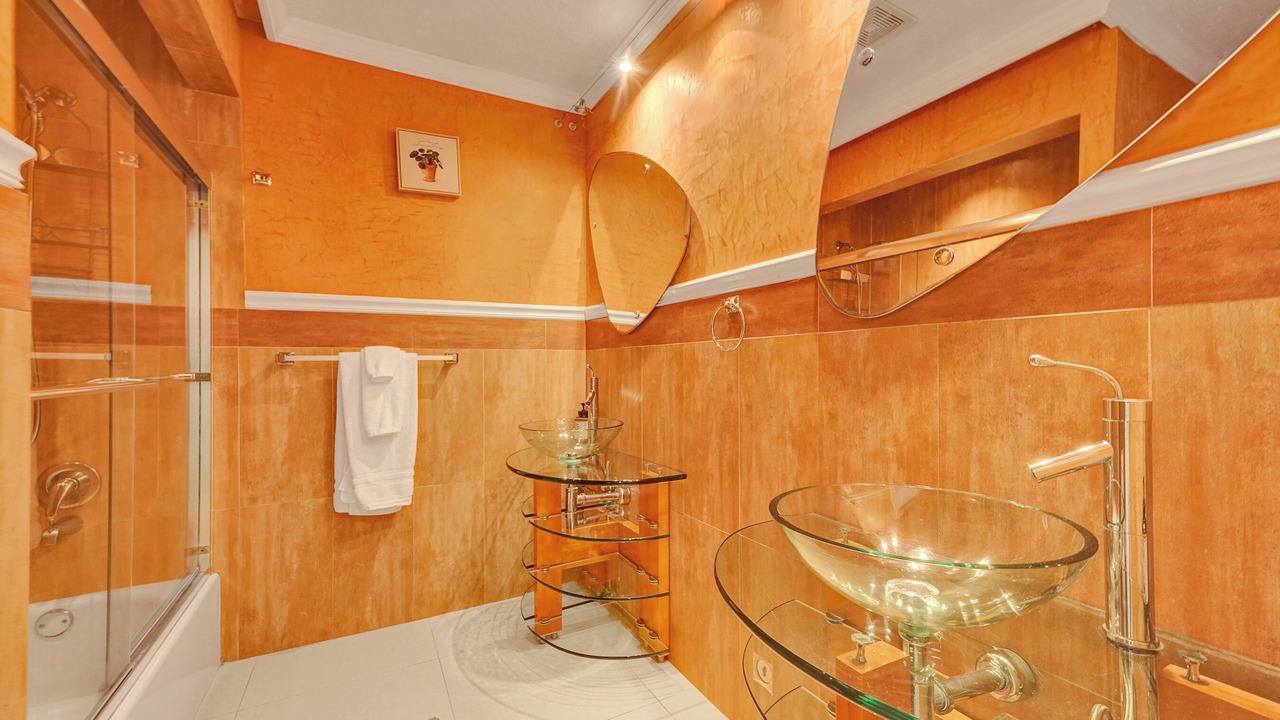 Photo of Bathroom in Lauderhill