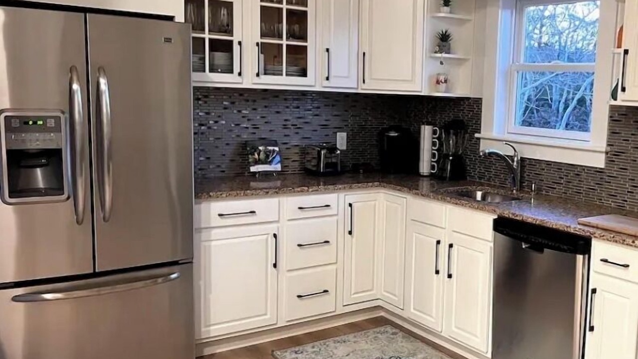 Photo of Kitchen in Lagoon Heights