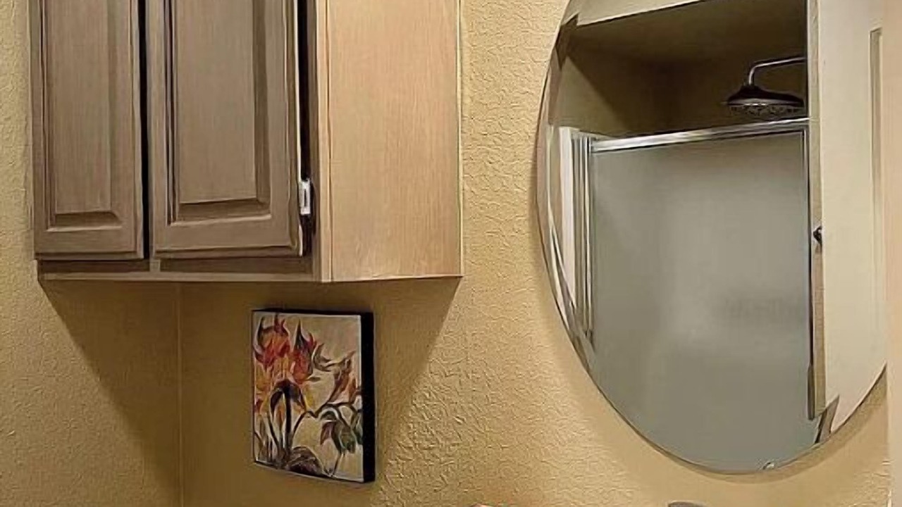 Photo of Bathroom in Vinita