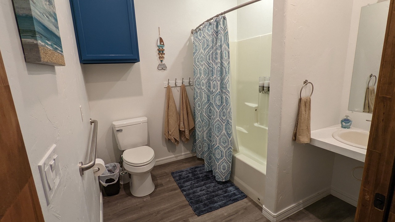 Photo of Bathroom in Checotah