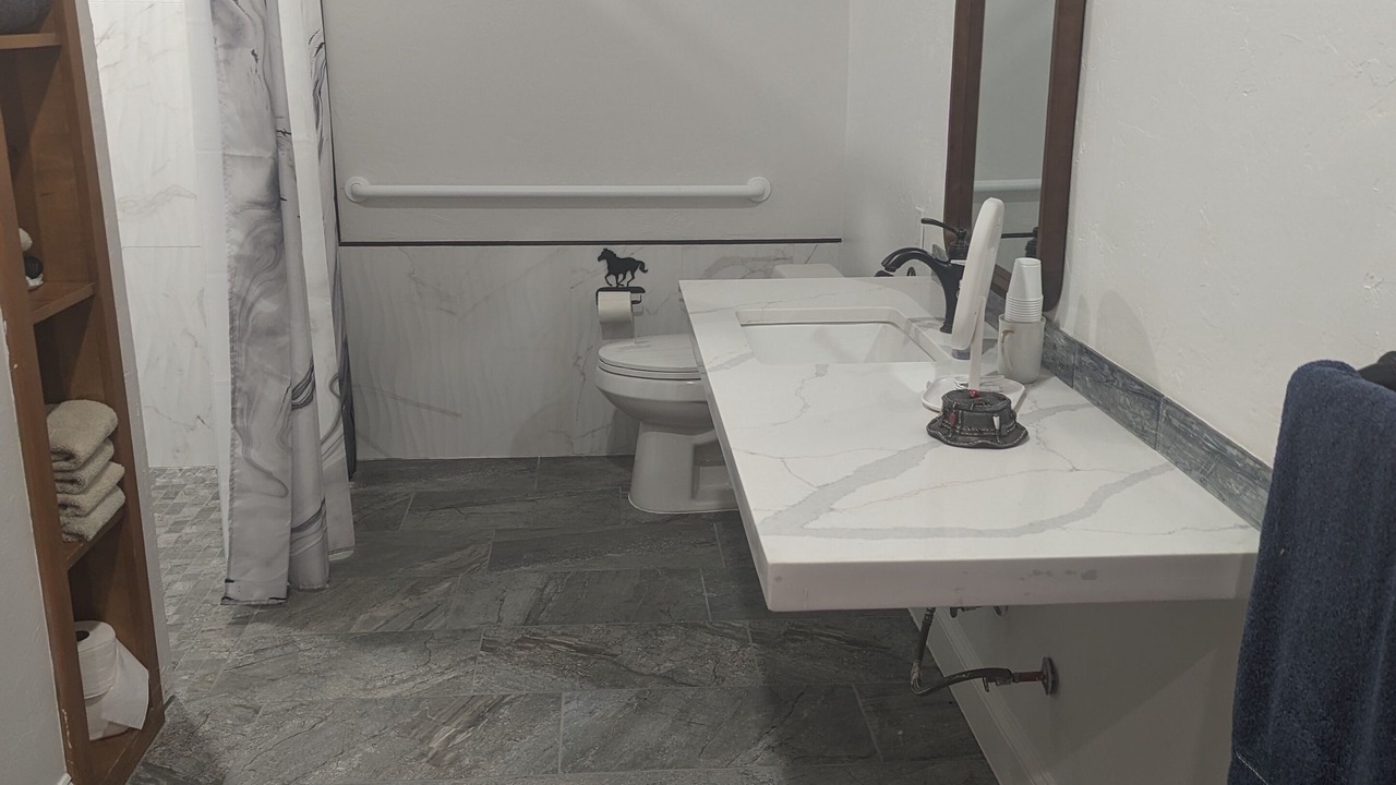 Photo of Bathroom in Checotah