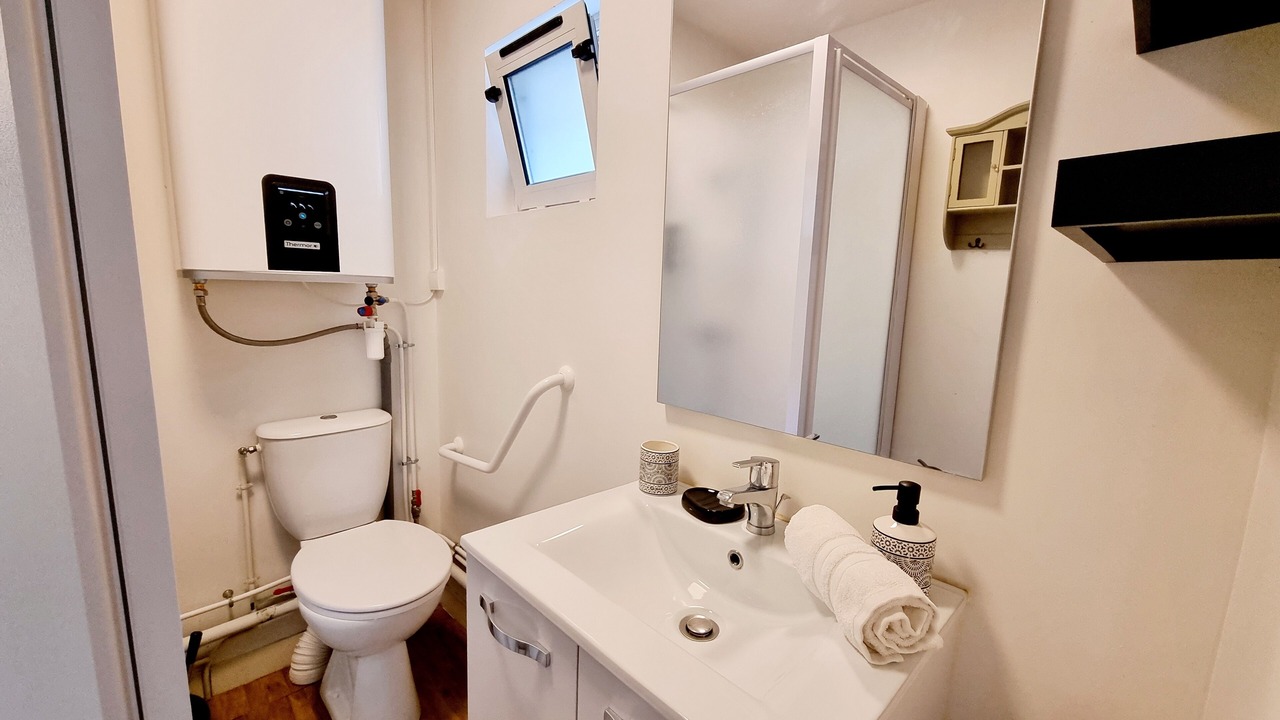 Photo of Bathroom in Angouleme