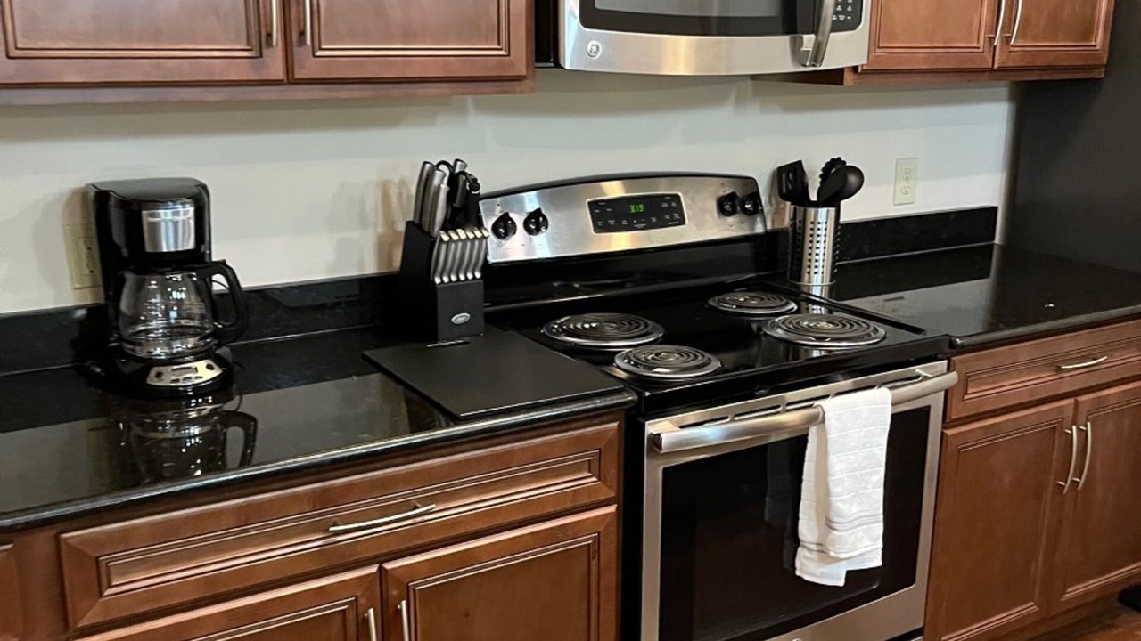 Photo of Kitchen in Elmwood