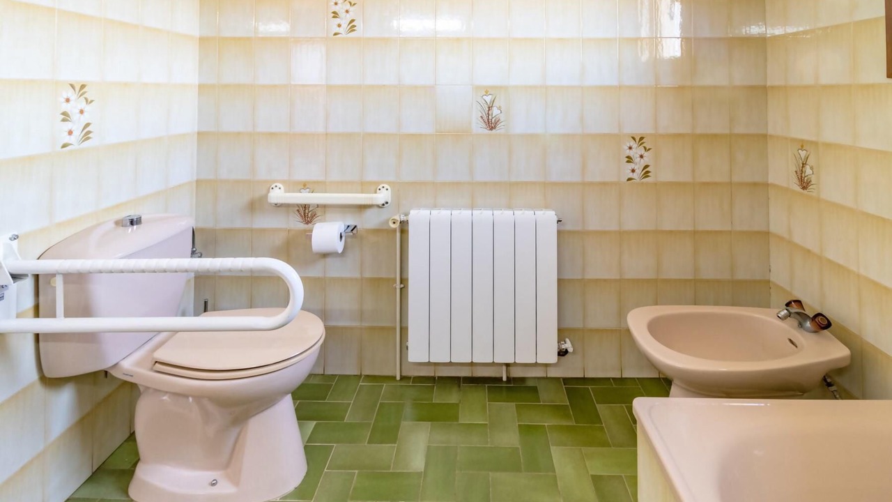 Photo of Bathroom in Brunyola