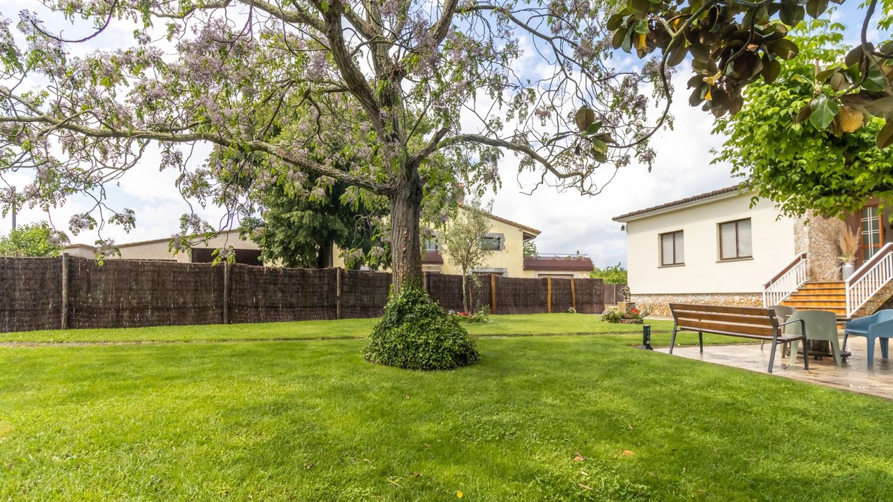 Photo of Outdoor in Brunyola