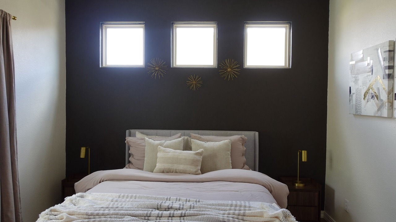 Photo of Bedroom in Biggs Field