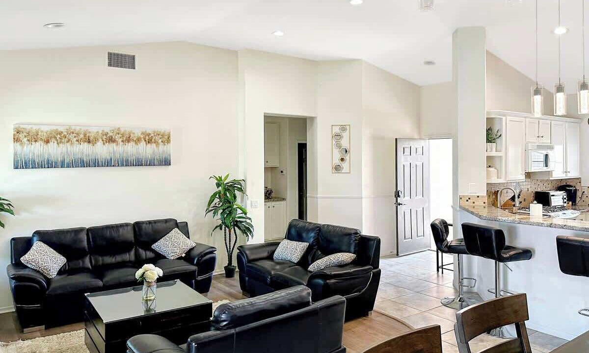 Photo of Livingroom in Thousand Palms