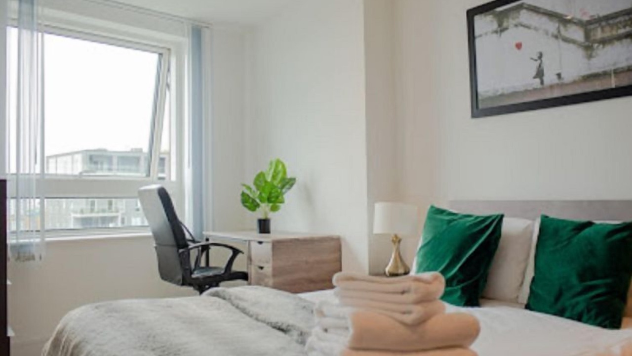 Photo of Others in Canary Wharf