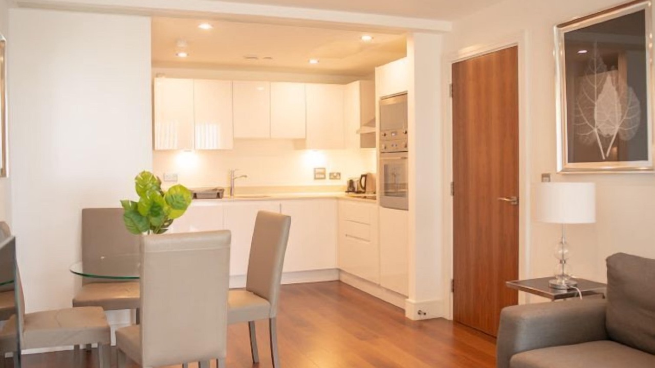 Photo of Livingroom in Canary Wharf