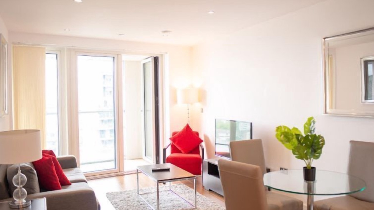 Photo of Livingroom in Canary Wharf