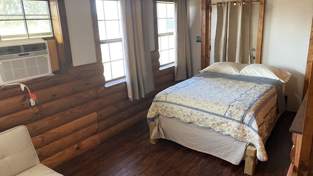 Photo of Bedroom in Gordonville