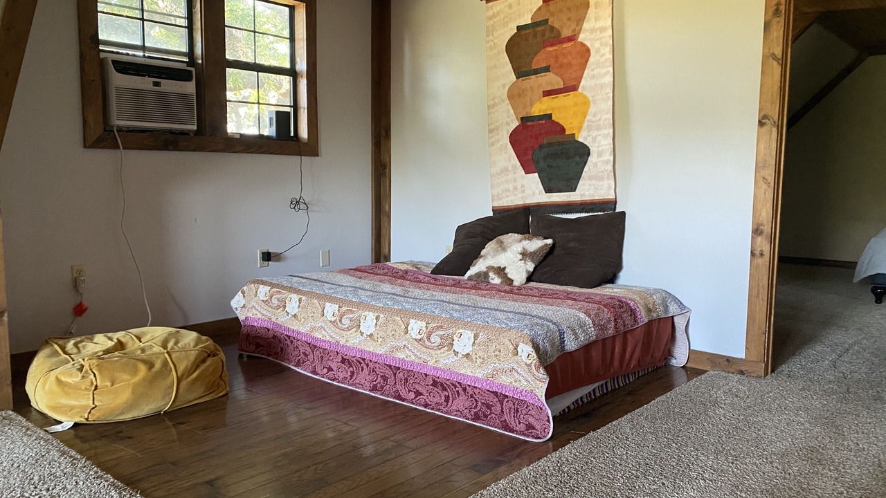 Photo of Bedroom in Gordonville