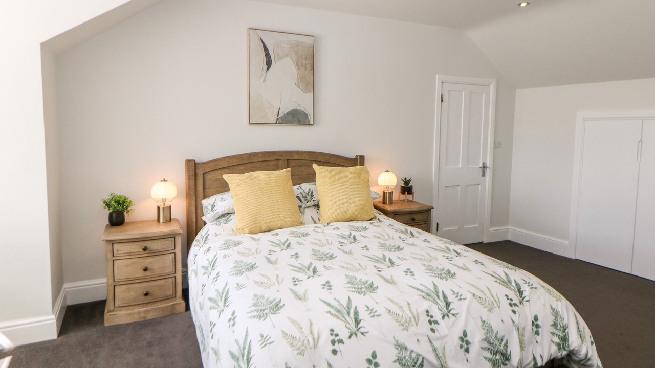 Photo of Bedroom in Makeney