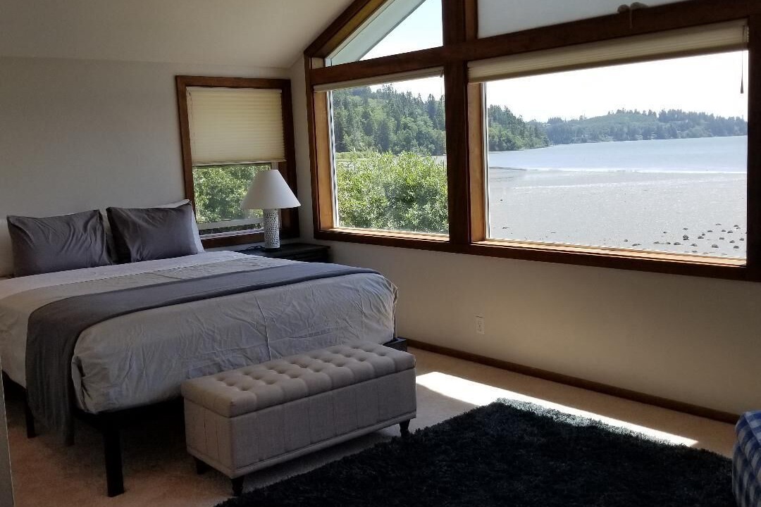 Photo of Bedroom in North Bend