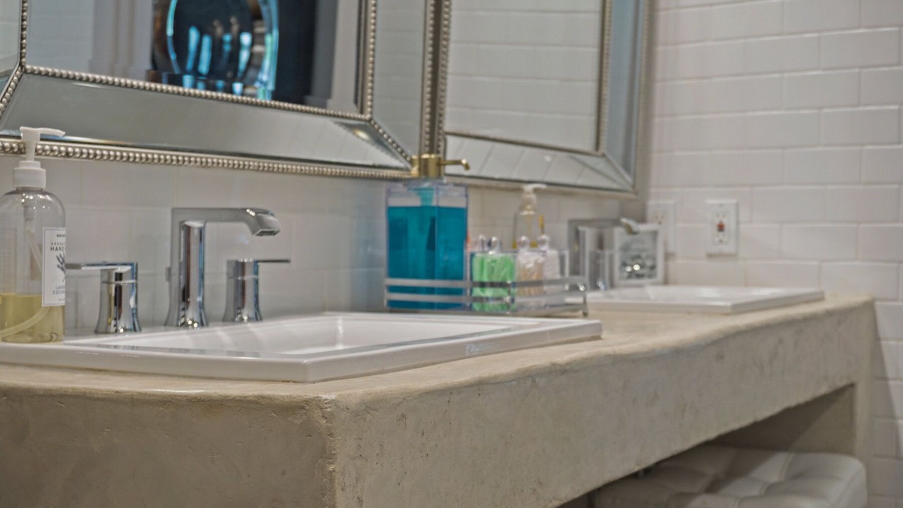 Photo of Bathroom in Midtown